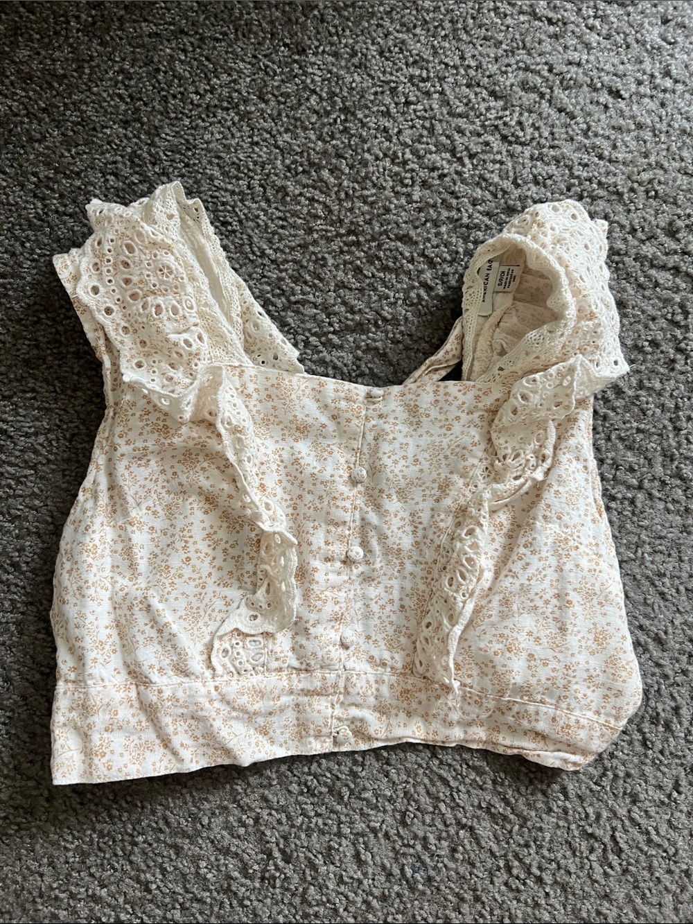 American Eagle Outfitters Cream Floral Eyelet Ruffle Crop Top